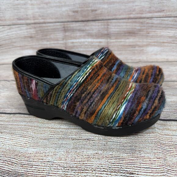 Dansko Multi-Colored Knitted Yarn Covered Clogs Size 38 (7.5) Professional Boho - Picture 16 of 16